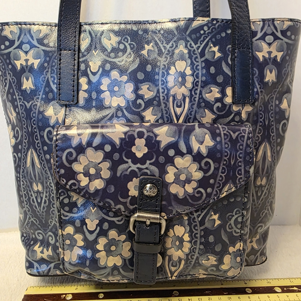 Blue Floral Tote Bag - Women’s Shoulder Bag - Picture 2 of 15